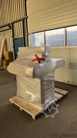 Paper cutting machine EBA 551-06