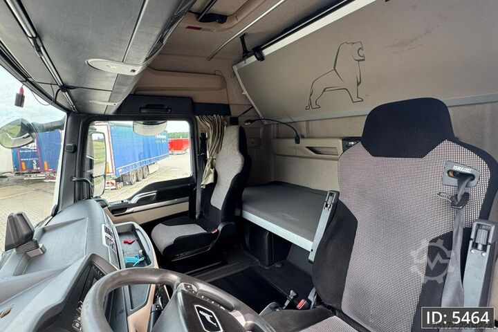 Standard-SZM MAN TGX 18.460 XLX, Euro 6, / Retarder / 2 Tanks / ...