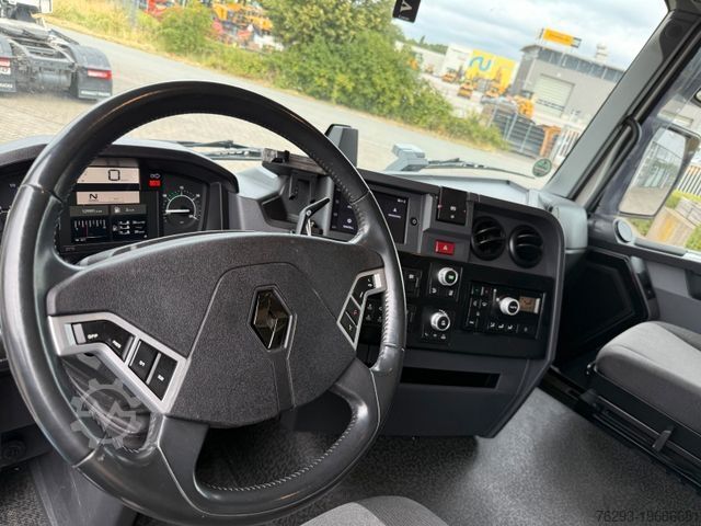 Hazardous materials truck RENAULT T 480