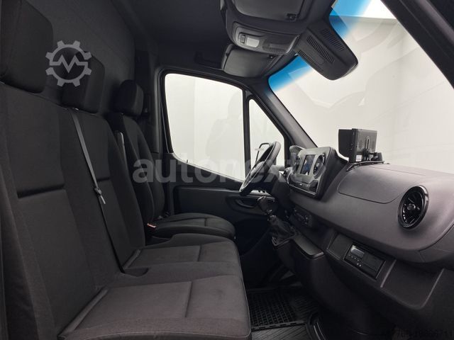 Refrigerator body van MERCEDES-BENZ Sprinter 516 Maxi ThermoKing V200-MAX -20° LBW