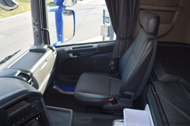 Truck mounted crane SCANIA R440 6x2 Baustoff Palfinger 22002EH-C Container