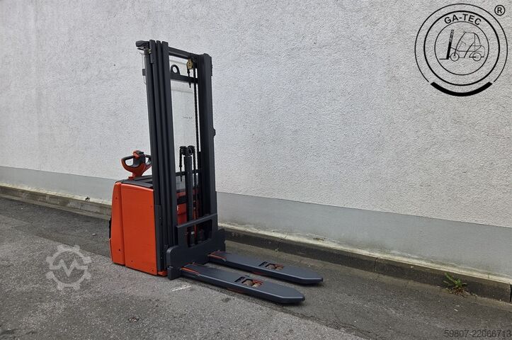 Manual stacker Linde L16i