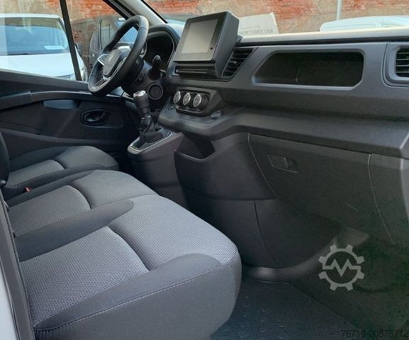 Panel van RENAULT Trafic DOKA KOMFORT L2H1 3,0t dCi 130 KAMERA+LED