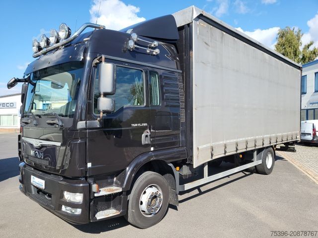 Flatbed truck with tarp MAN TGM 15.290 BL Curtainside-Edscha, 1.Hand