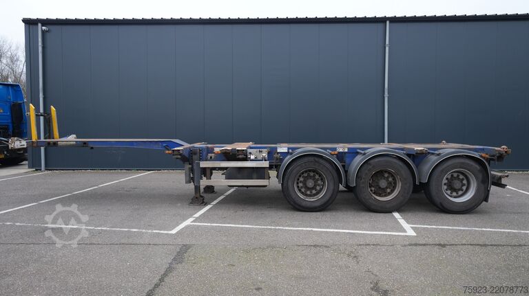 Container transportation D-tec FT-43-03-V Flexitrailer multi container chassis...
