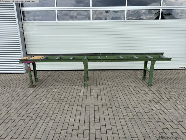 Roller conveyor with stop  