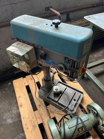 Bench drill IXION BT15  