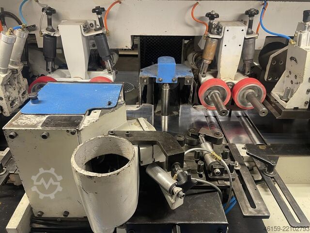 Moulder Leadermac not Weinig Speedmac  (9 spindle) 70m/min