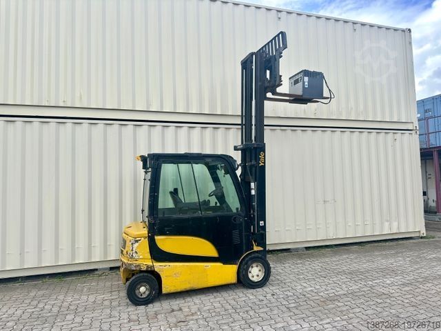 Frontstapler YALE ERP30VL / Seitenschieber + Zinkenverstellung
