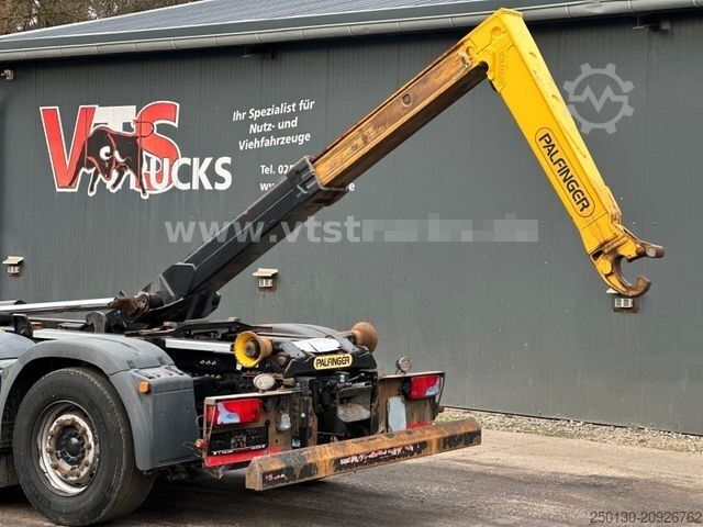 Roll-off tipper truck MAN TGX 26.500 6x2 Euro6c Palfinger Abrollkipper