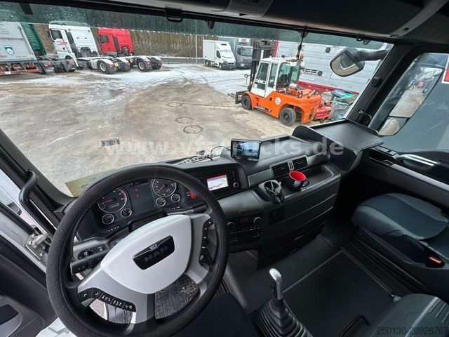 Roll-off tipper truck MAN TGX 26.480 6x2  Euro6 HIAB-Abrollkipper