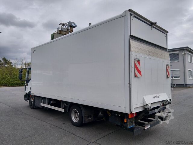 Box truck Iveco EuroCargo ML 75 E 19/P LBW Türe im Koffe