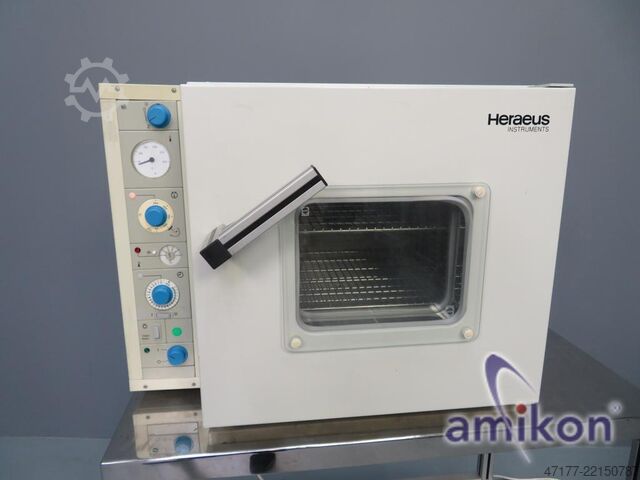 Drying cabinet Heraeus UT 6060