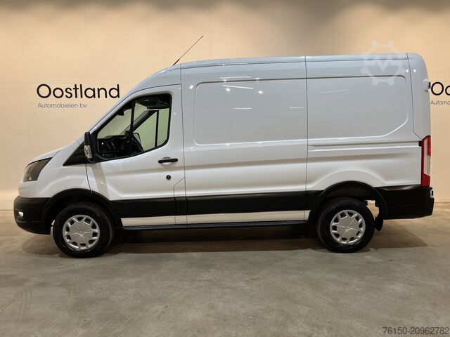 High-roof van Ford E-Transit 350 L2H2 Trend 68 kWh / 100% Elektris...