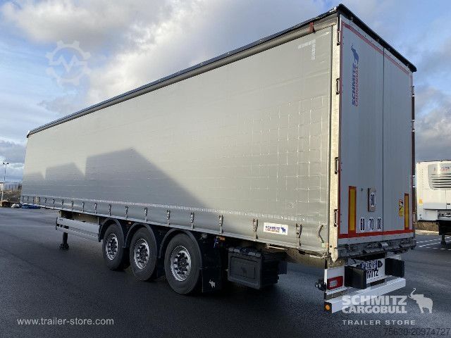 Open semitrailer with tarp Schmitz Cargobull Semitrailer Curtainsider Standard