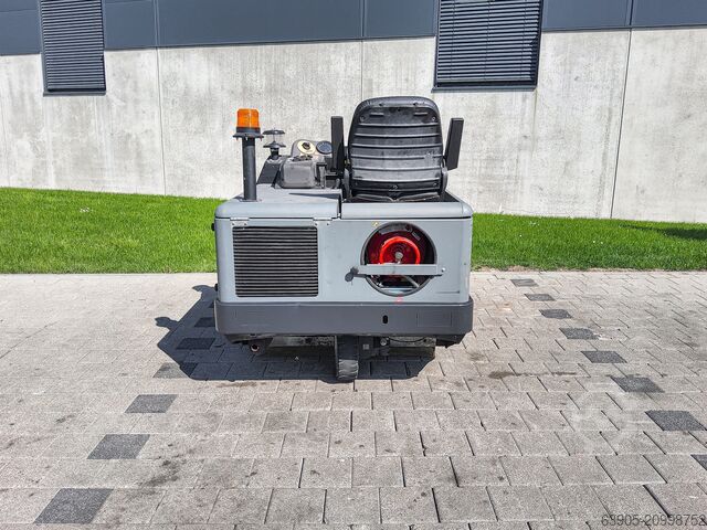 Warehouse technology Kärcher KM130/300RLPG