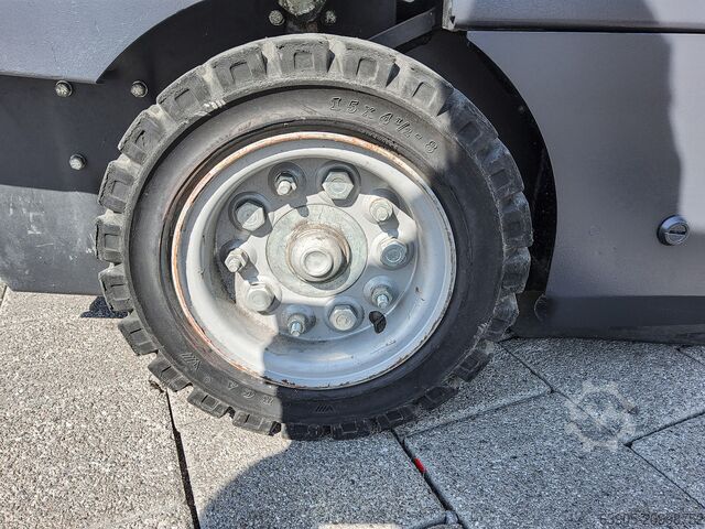 Warehouse technology Kärcher KM130/300RLPG