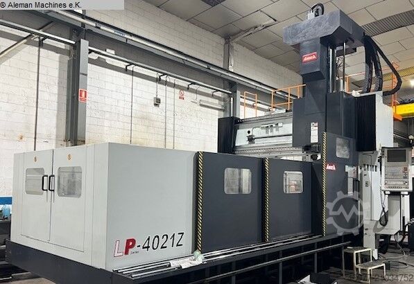 Bearbeitungszentrum - Universal AWEA LP4021 Z