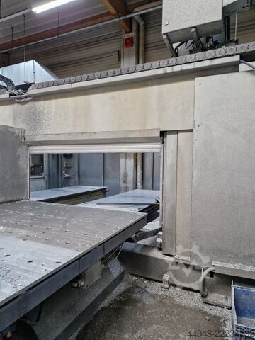 CNC machining center MAKA MM 7t