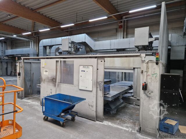 CNC machining center MAKA MM 7t