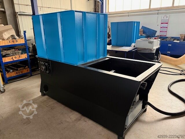 Wood shredder Rößler MHR 830-2-37 KW