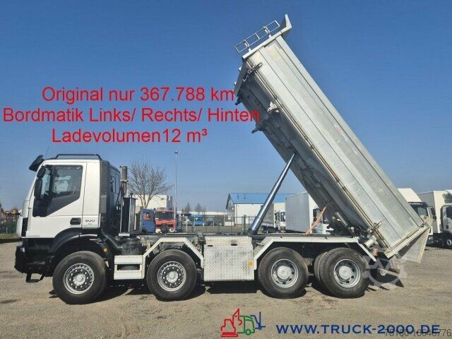 Three-sided tipper truck Iveco 340T50 Trakker 8x4 Bordmatik Links/Rechts/Hinten