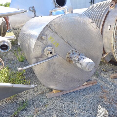 3500 Liter Rührwerksbehälter aus V2A mit Propellerrührwerk  8828