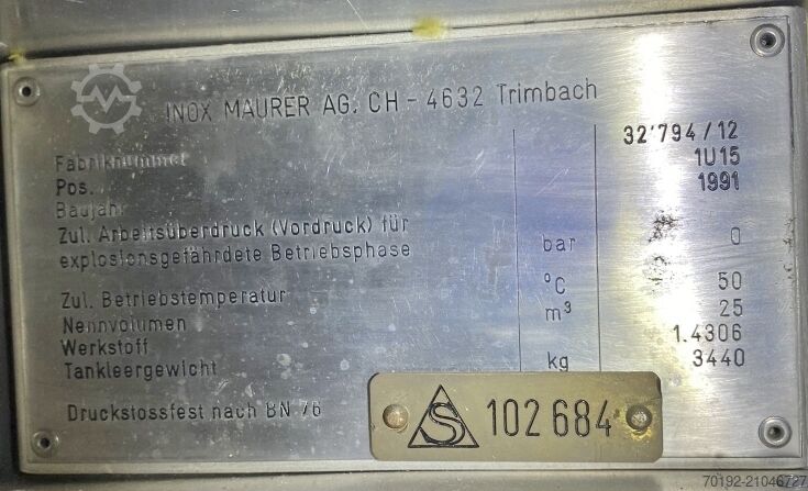 25000 Liter isolierter Behälter aus V2A INOX - MAURER AG 8745