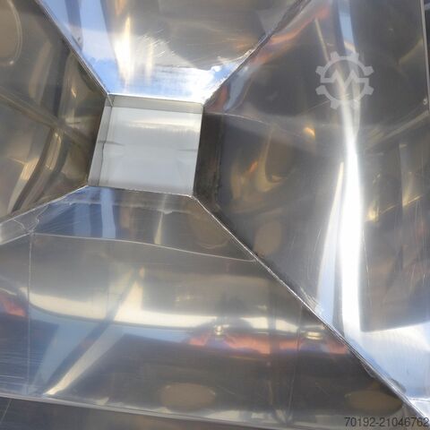 700 Liter fahrbarer Rechteckbehälter aus V2A  8691