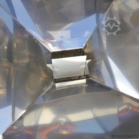 700 Liter fahrbarer Rechteckbehälter aus V2A  8691