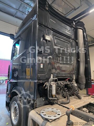 Volume tractor unit MERCEDES-BENZ Actros 1842 1845 / Öl Ret / Mirror Cam / 2 Tank