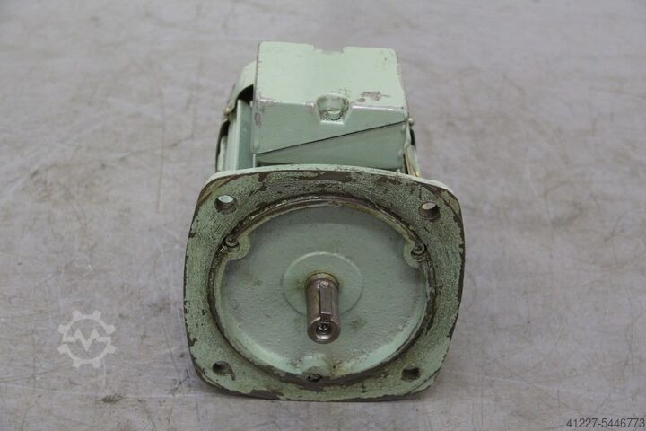 Electric motor 0.37 kW 920 Rpm VEM KMERB80K6