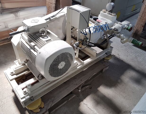 High-pressure pump unit Uraca Plungerpumpe KD 606