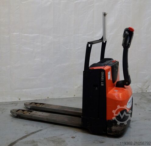 Niederhubwagen Toyota LWE 200