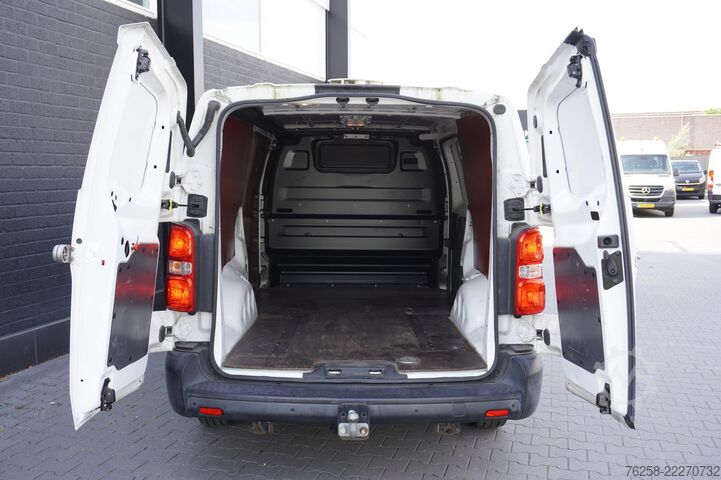 Delivery van Peugeot Expert 1.5 BlueHDI L3 EURO 6 - Airco - Navi - C...