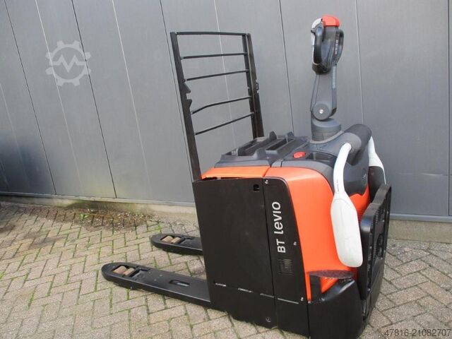 Niederhubwagen TOYOTA LPE250