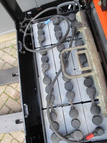 Niederhubwagen TOYOTA LPE250