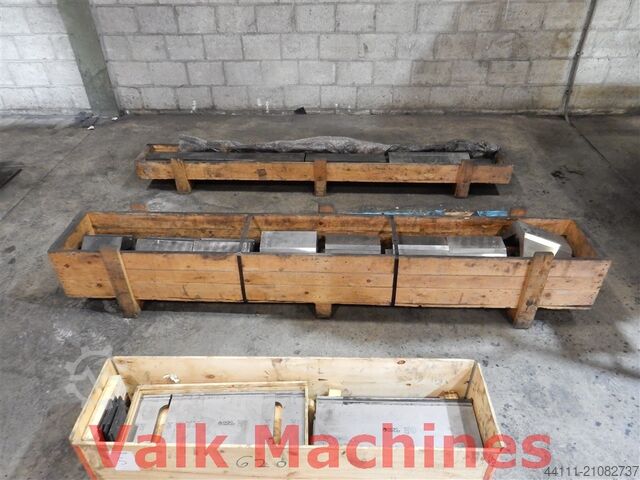 Abkantpresse 4.300 mm x 300 Ton Darley EHP-LS 300.43/37