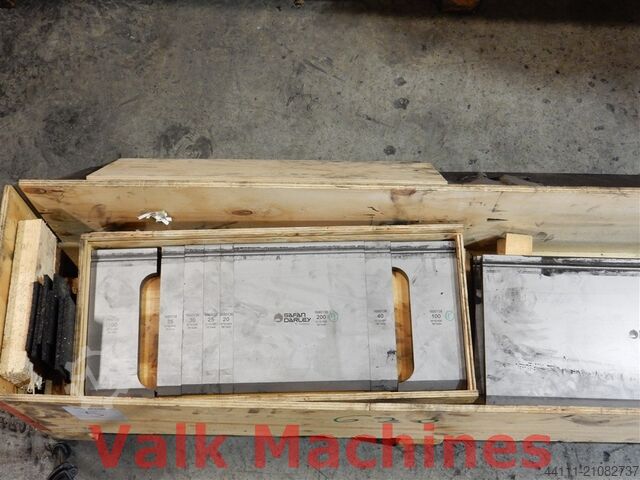 Abkantpresse 4.300 mm x 300 Ton Darley EHP-LS 300.43/37