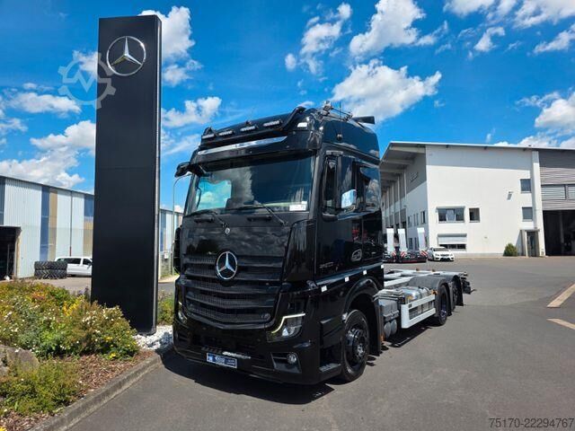 Fahrgestell mit Fahrerhaus Mercedes-Benz Actros 2552 L BDF Vantec hydr. liftbarer Rahmen