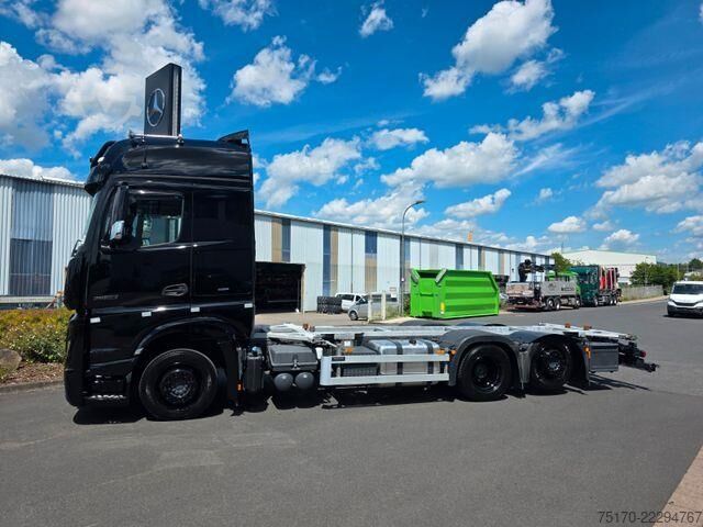 Fahrgestell mit Fahrerhaus Mercedes-Benz Actros 2552 L BDF Vantec hydr. liftbarer Rahmen