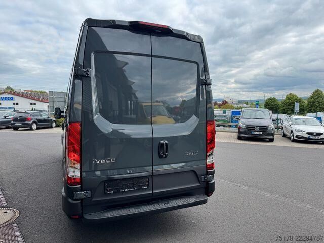 Hochdachkombi Iveco Daily 35S18 HA8 *R3.520mm*Automatik*Kamera*ACC*