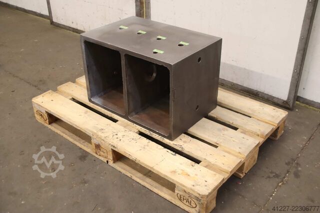 Mounting cube Guss 600/400/H400 mm