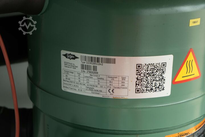 Kältemaschine/Wärmepumpe New Watercooled chiller Climaveneta NX W Y H 0502 157.5 kW/175 kW