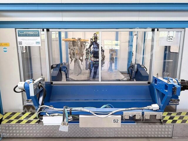 Industrielle Punktschweißzelle LASO Tech Systems WP Porsche SLK