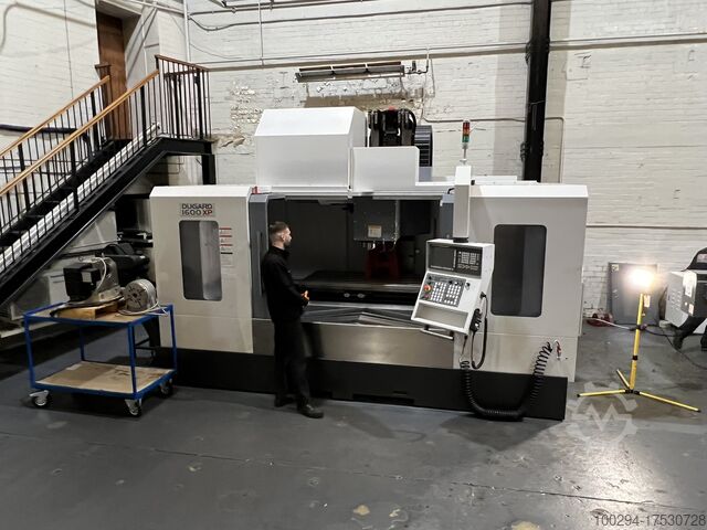 Vertical Machining Centre Akira Seiki 1600XP