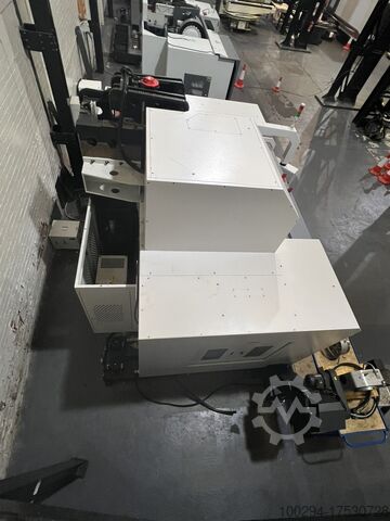 Vertical Machining Centre Akira Seiki 1600XP