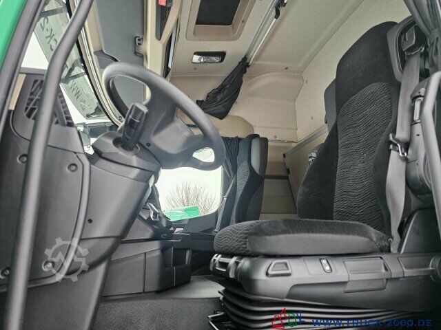 Standard tractor unit Mercedes-Benz Actros 1836 Deutscher LKW 1.Hand MBUX