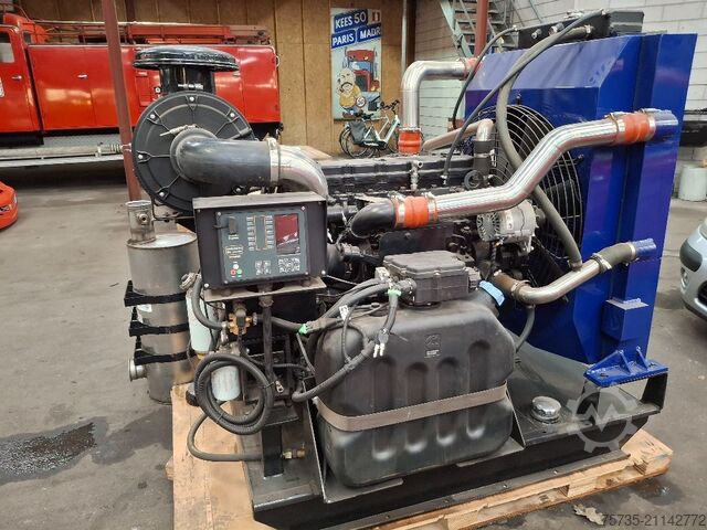 Motor CUMMINS QSB6.7 WITH ECU CM2880