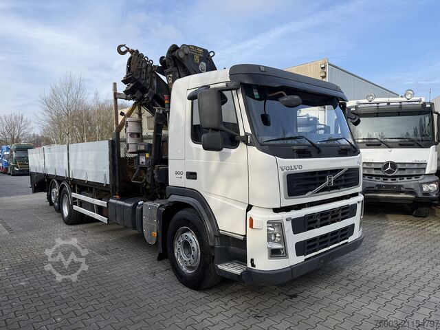 Autokran Volvo FM300 6X2*4 Maschinentransporter Kran Hiab 322